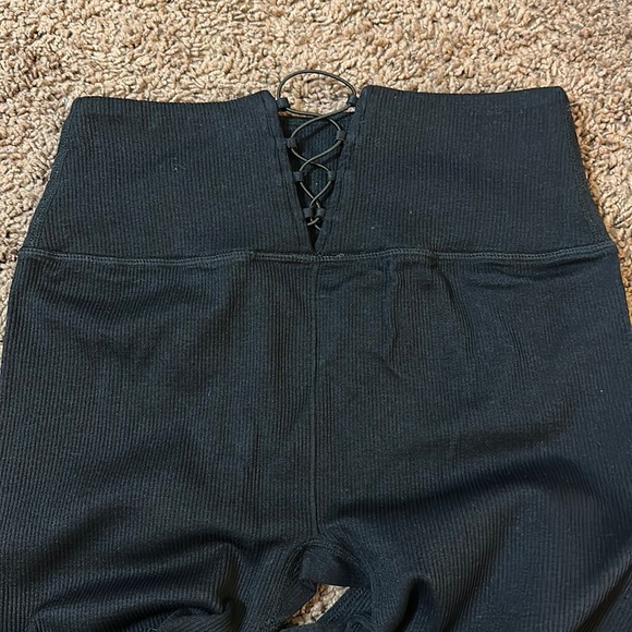 Fabletics Leggings - Picture 2 of 2